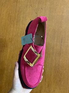 Fushia Buckle Loafer Size/38/39 Avl
