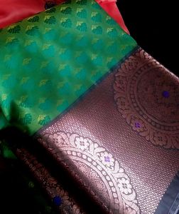 💚🤎Gifted Beautiful Never Worn Saree💚🤎