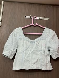 Light Wash Denim Puff Sleeve Top for m &amp; L
