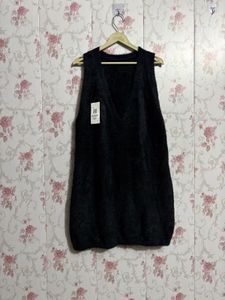 Elegant Knit Vest - Layering Essential