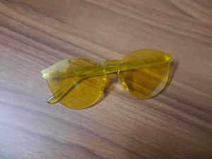 Trendy Yellow Round Sunglasses