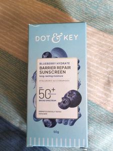 Dot & Key Blueberry Sunscreen SPF 50 PA++++