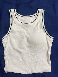 UNIQLO Padded white crop top