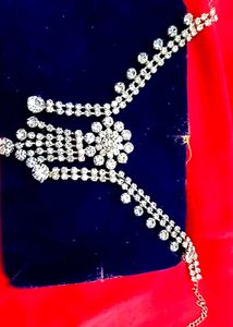 Stunning Rhinestone Necklace Set