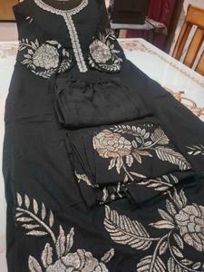 Embroidered Black Kurta Suit