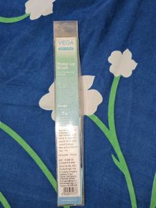 Vega Foundation Brush - New