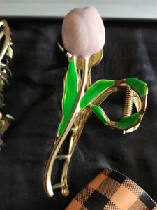 chose Hair Claw Clip accessories