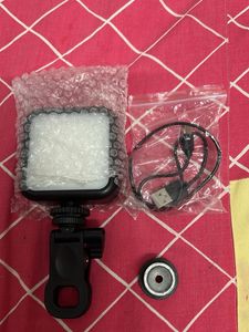 Portable insta pro led light
