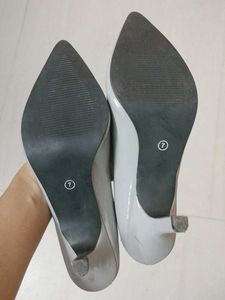 Stylish Pointed Toe Heels
