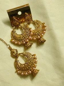 golden Jhumka Earrings Set