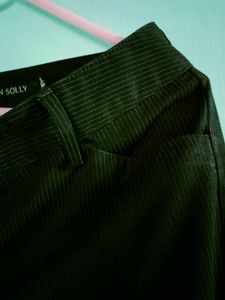 2 formal pants @150 rs only