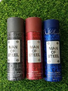 Man of Steel Deodorant Body Sprays (3 Pack) UNUSED