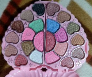 Heart Shaped Makeup Kit