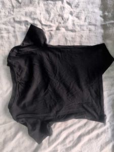 Stylish black top