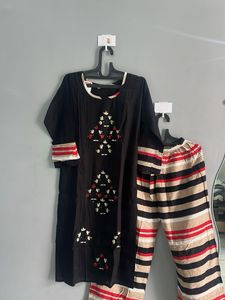Black Embroidered Kurta Set (XL)