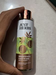 Just Herbs Brightening Face Wash
