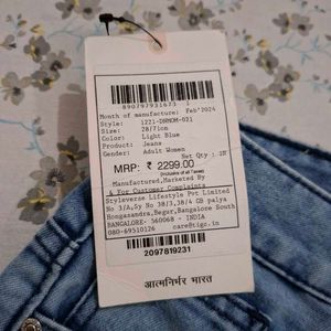 Crop denim jeans