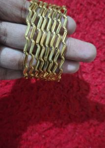 Set of 6 Zigzag Gold Bangles