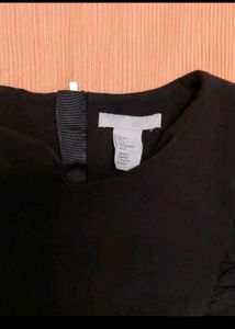 (H&amp;M) Chic Black Ruffle Mini Dress