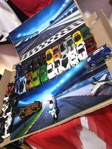 HOTWHEELS showroom ANYTWO!!