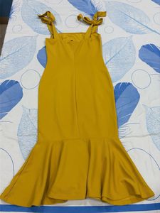 Pretty Yellow Dress