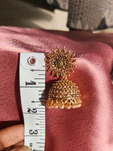Golden Trendy Shiny jhumka