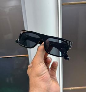 LV SHADES
