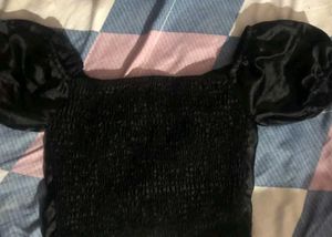 Black Puff Sleeve Ruched Top