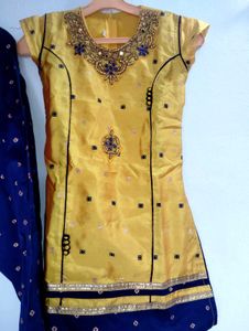 Girls' Traditional Indian Dress Set