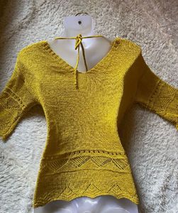 Stylish Yellow Knit Top