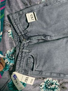 Zara straight leg jeans! discount