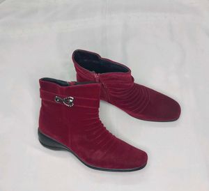 Stylish Burgundy Suede Ankle Boots