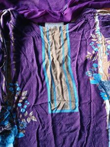 woman kurta set