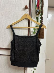 Black sequence crop top