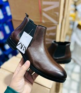 CLASSIC ZARA CHELSEA BOOT