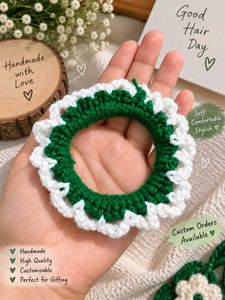 Handmade Crochet Hair Scrunchie 🌿🤍