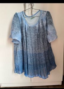 Blue Ombre Pleated Tunic Top