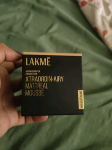 Lakme Mattreal Mousse Foundation