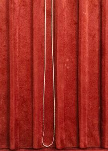 Elegant Silver Chain Necklace