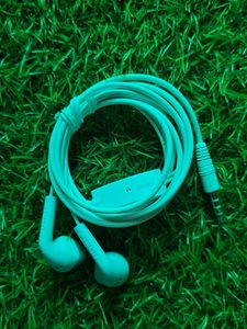 Samsung Earphones with Mic white