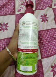 Mamaearth Onion Shampoo for Hair Fall Control