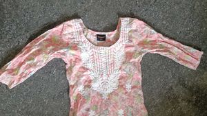Pink Floral Embroidered Kurta