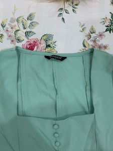 Mint Green Button-Up Long Sleeve Top