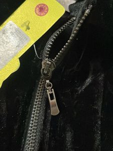 korean imported Tracksuit set  with Stripes