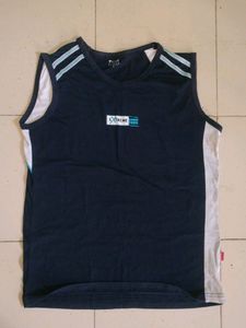 Mens T-shirt Size L (40-42)