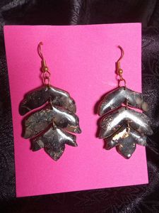 Leaf Design Dangle Earrings