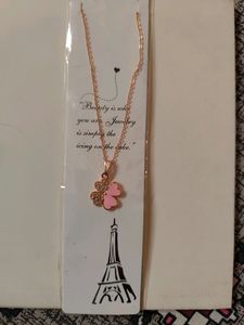Small Flower Pendant Rose Gold Chain