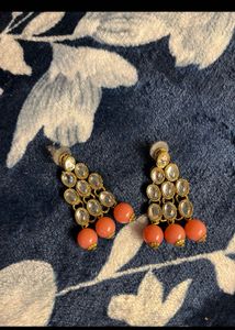 Stunning Peach Bead and Crystal Necklace Set