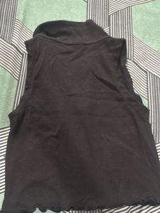 Sleek Black Collared Sleeveless Top