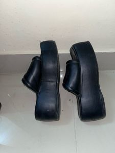 Black Square Toe Slide Sandals
